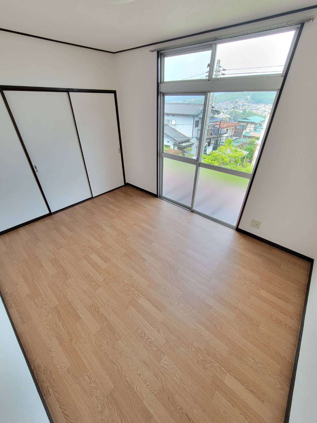 焼山ひばりヶ丘町　中古戸建