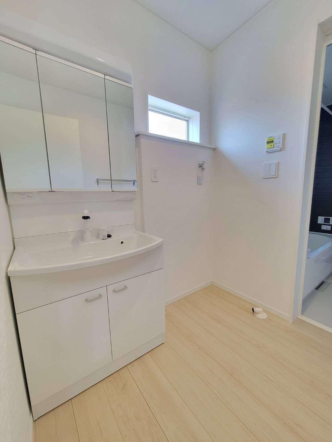 クレイドルガーデン西条町田口第16　NO.1