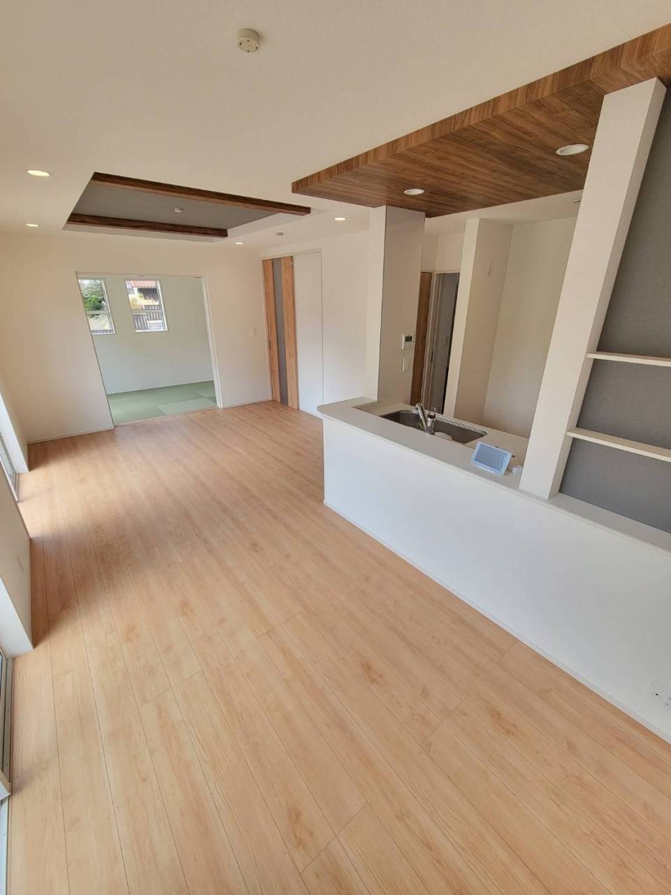 ブルーミングガーデン東広島市八本松南4丁目　NO.1