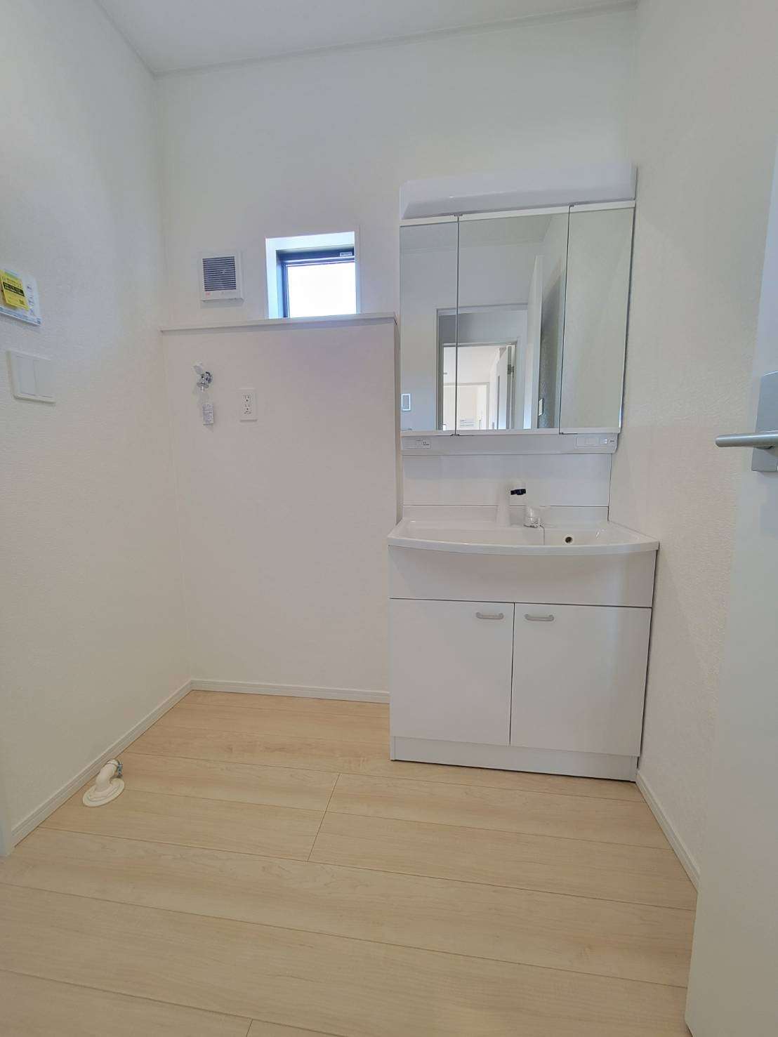 クレイドルガーデン八本松飯田4丁目　NO.3