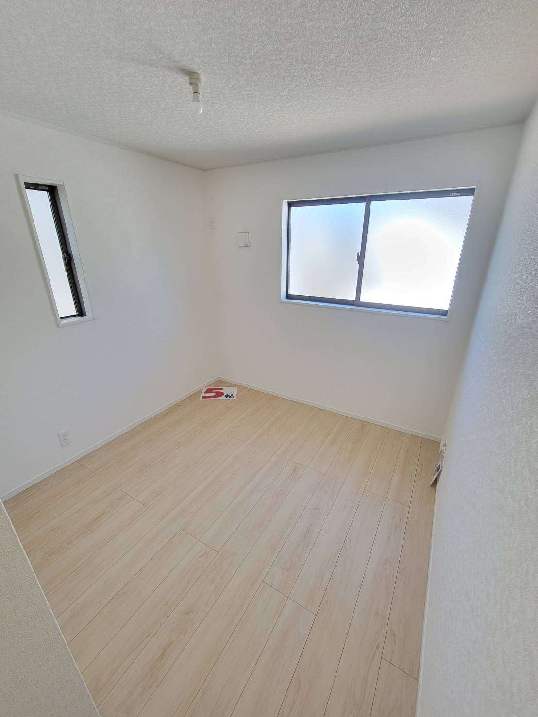 クレイドルガーデン熊野町城之堀１丁目第8　NO.6